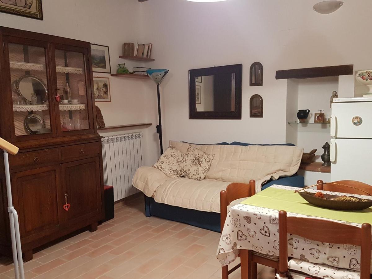 Casa Ernesto-Amica Dei Ciclisti Villa Acquasparta Eksteriør billede