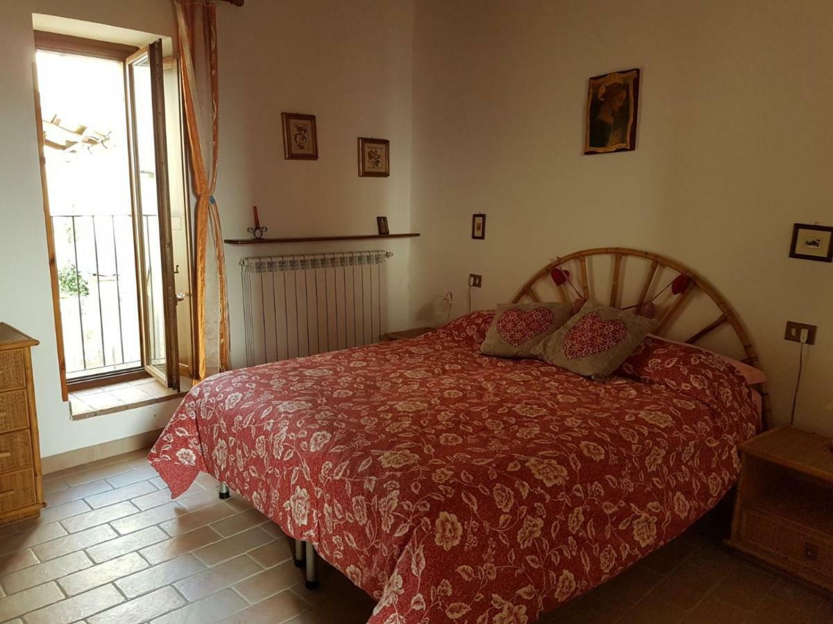 Casa Ernesto-Amica Dei Ciclisti Villa Acquasparta Eksteriør billede